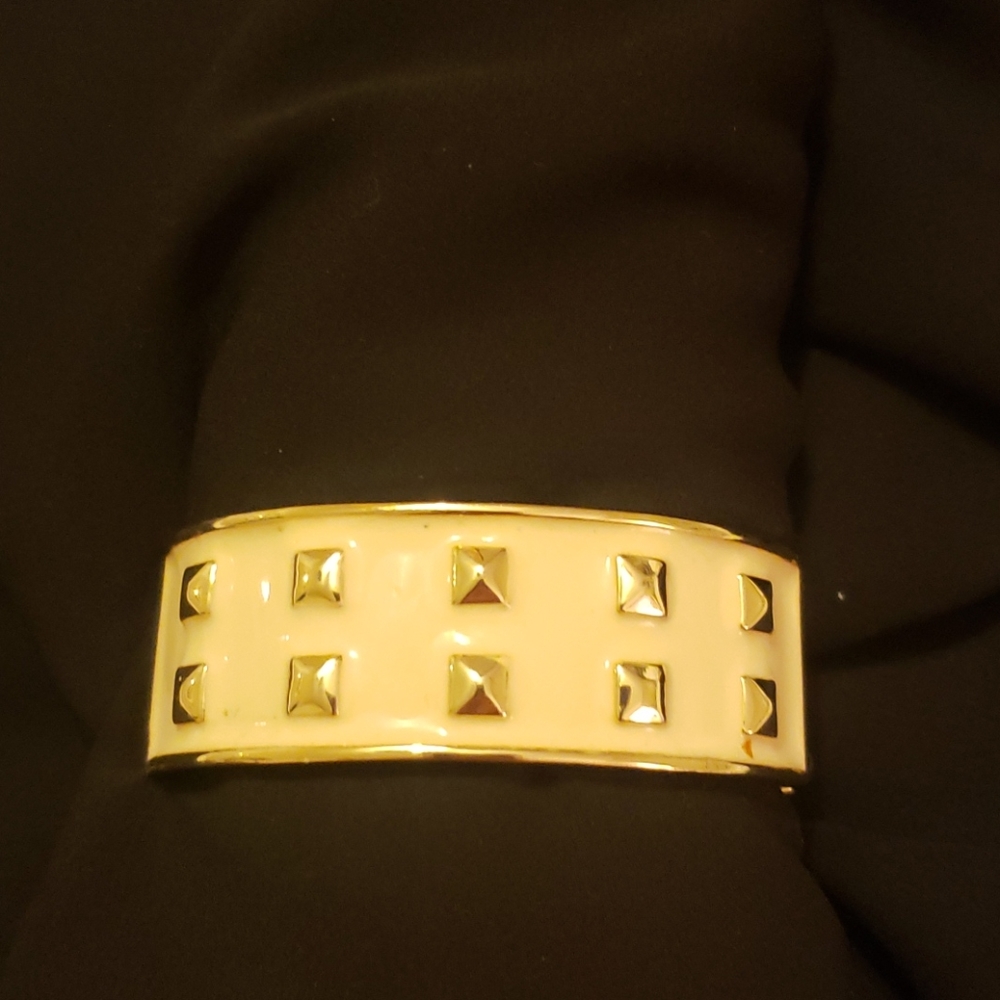 Cream and gold hinged enamel bracelet